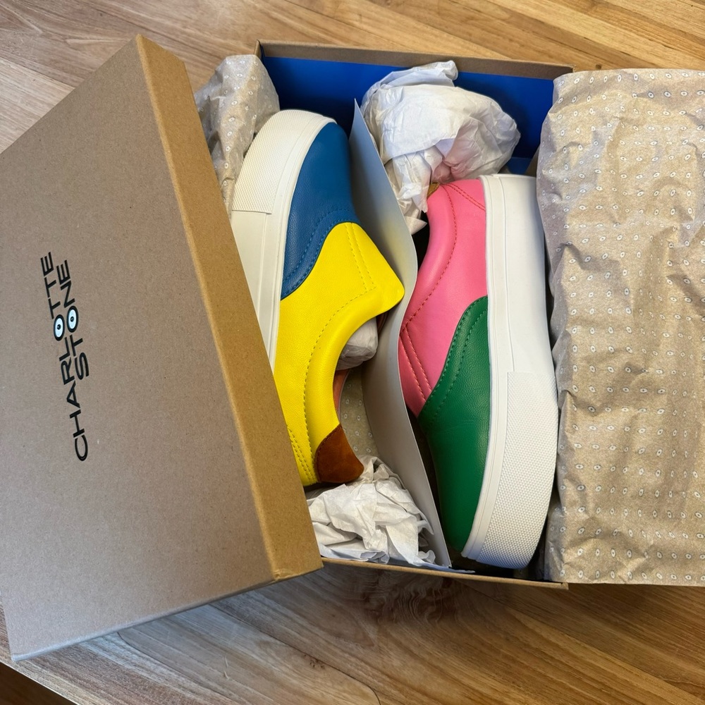 PRIDE Charlotte Stone Arianne colorful flats Carnival size 7 mismatched sneakers - Picture 16 of 16
